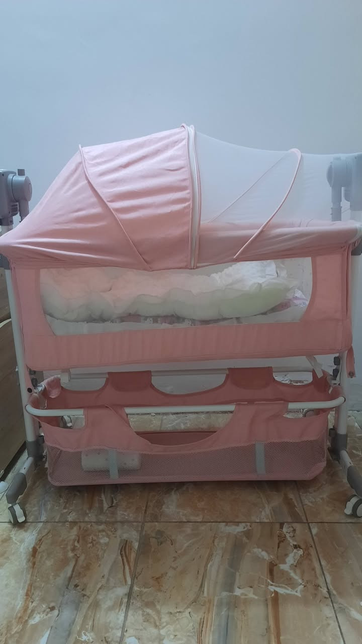 كاروك كهربائي للبيع سعر ١٢٠
كاروك عادي ب٨٠ 

كرسي طفل مال سيارة او تخم ب١٠ 

راوتر مع ملحقاتة ب٣٥ 

للاستفسار ***********
بعقوبة التحرير الفلكة الاخيرة
