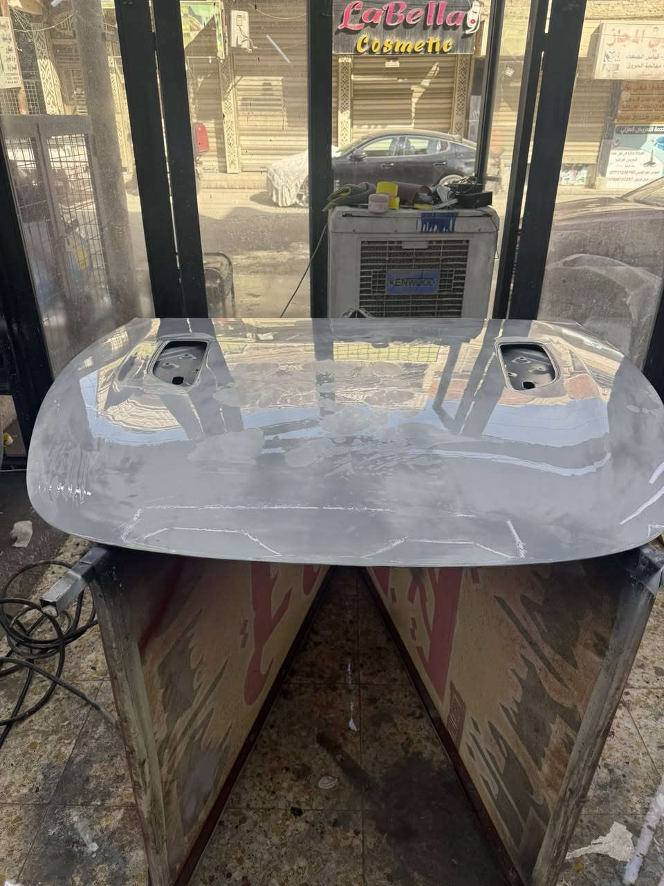 السلام عليكم 😍
صبغ بنيد تكعيد كامل معجون 
والنتيجه كدامكم درجه اولى 
كود اللون ABP خلط اللون يمي 
البيز والكلير والاساس دكسون الماني 
عنواني شارع مستشفى الدوره الاهليه 
***********
