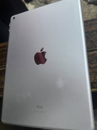 ايباد 7 للبيع جهاز مكفول من التبديل القطع/ سعر (150 )مكاني بغداد حي ال...