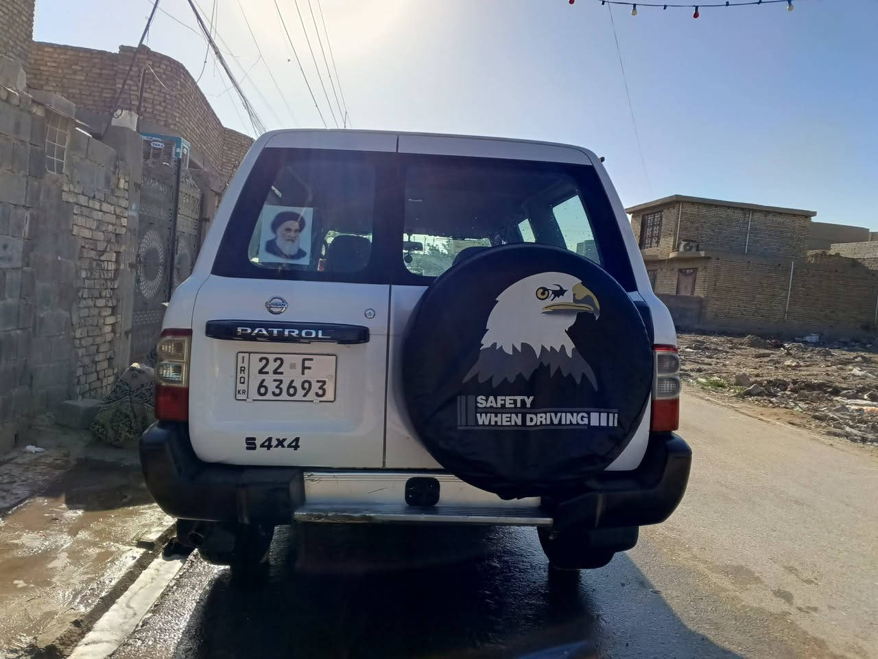 سلام عليكم نيسان باترول للبيع موديل 2003 يوجد منضومت غاز 80لتر  و تانكي بانزين ومصبوغه جماليه بدون معجون وسعر 120 اتصال رقم ***********
