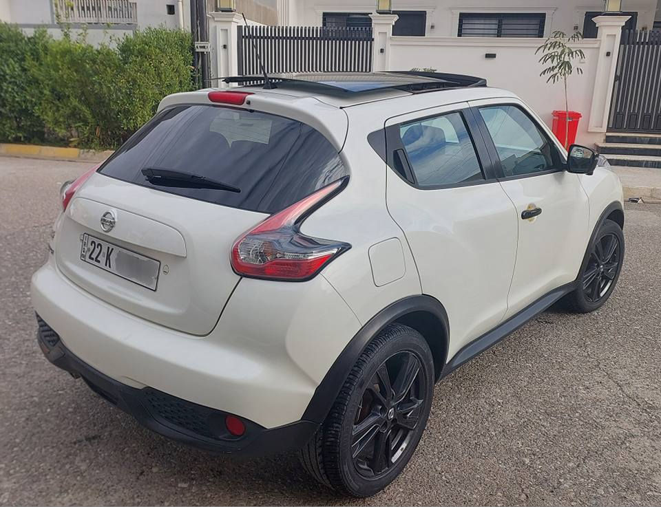 للبيع سيارة نيسان جوك ياباني موديل ٢٠١٨ خليجي فول مواصفات ١/١ سيارة مكفولة من الصبغ و تبديل من دعامية للدعامية بس بي مكانين تعديل بارد بسيط على كد اصبعين كير و محرك شرط ما مفتوح و ما بي أي عيب سيارة جديدة ماشية ٤٨ الف حقيقي ٤ تايرات جديد حدادية جديد يعني ربع دينار مصرف مابي 
مواصفات 
بصمة أبواب و جنطة + بصمة تشغيل 
سقف بانوراما 
زراكات مال لايتات 
ويل كروم اسود بلادي رياضي 
لايتات لد + زينون + LED 
لد نهاري + لايتات AUTO 
كشنات جلد + كشنات جك + كشنات تدفئة 
تحكم ستيرن فول + تحديد سرعة 
شاشة + كامرات ٣٦٠ درجة + أوامر صوتية + شاشة اعطال 
تحديد مسار + نقطة عمياء 
شاشة لتحكم بالتبريد + نفس شاشة لتحكم ب أنظمة قيادة 
أنظمة قيادة ECO + SPORT + NORMAL 
تبريد لمس + تبريد AUTO 
مراية ترحيب + مراية شفط 
اشارة بالمراية + مراية اسود + مراية هيتر 
مراية كهرباء + ٤ جامات كهرباء
محرك ١.٦ بدون تيربو المرغوب 
و بعد مواصفات هواية مكان سيارة كركوك سعر ١٢٥ و بي مجال بسيط رقم موبايل *********** كركوك, العراق
