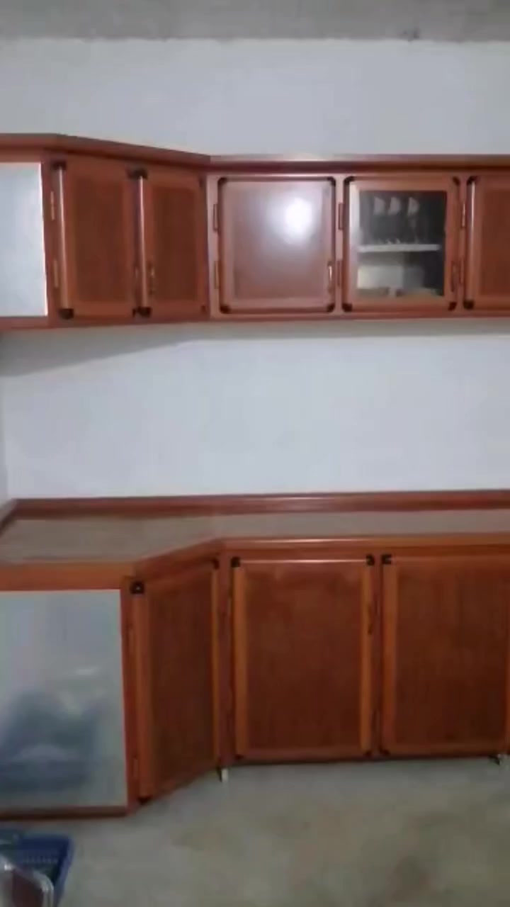 كاونتر للبيع نضيف حيل الطول 365 سنكي 245العنوان ناحيه وانه للاستفسار الاتصال على ***********
