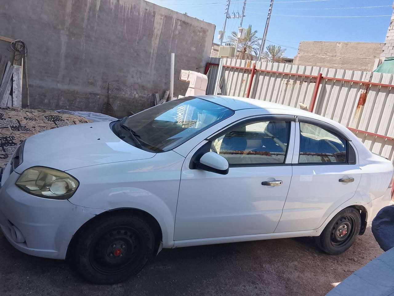 افيو موديل 2011 تحويل ثاني يوم  سياره شاشه كبيره فقالات على ريموت العنوان البصرة ابوالخصيب السعر 70 بيها مجال الاستفسار ***********
