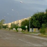 بيت ركن للبيع عالشارع العام شارع اسواق جيران  شارع ٣٠ متر  البيت نظيف ...