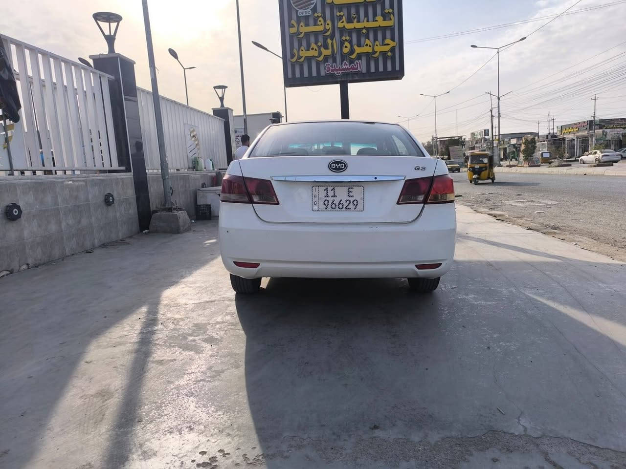 السلام عليكم بي وايدي G3 مديل 2013 رقم بغداد بأسمي ومكاني بغداد  كير عادي مكينة جديدة سيارة كفالة عامة فقط جاملغ خلفي صبغ شي بسيط  سعرها 57 وبيها مجال ولاتصال على هذا رقم *********** وغير متواجد عل فيس
