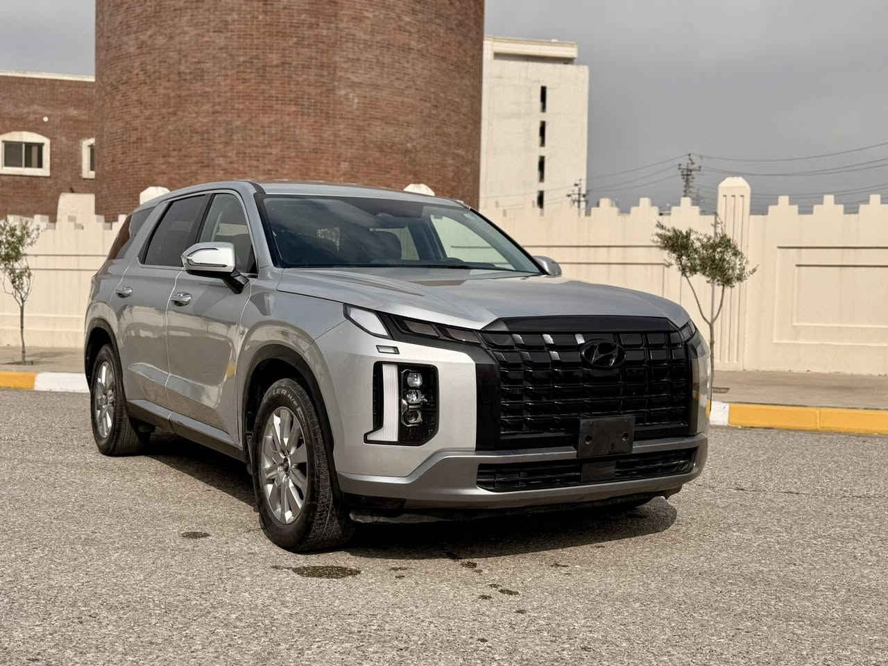 هونداي باليسايد 2023 رقم كاتي تترقم شمالي
بيع او مراوس مع سيارة رقم شمالي 

بصمة 
تشغيل عن بعد 
سعه المحرك.    3.8  V6.  
ايرباك سليم ✅ 

رادار أمامي واتوتو بريك 
‏قيادة ذاتية على الخطوط البيضاء
حساسات خلفية

رادار جانبي
اوتو هولد
شاشة كبيرة 

كشنات الخلفية قلاب كهربائي 

تبترونيك كير بالستيرن

تبريد مركزي 

ضرر ربع جاملغ خلفي + بارد PDR ابواب طرف يمين + تعديل بارد وتقليم كارت حافة البنيد وحافة الجاملغ موضح بالصور 
 
السعر 238 

واتساب ***********         
واتساب ***********
