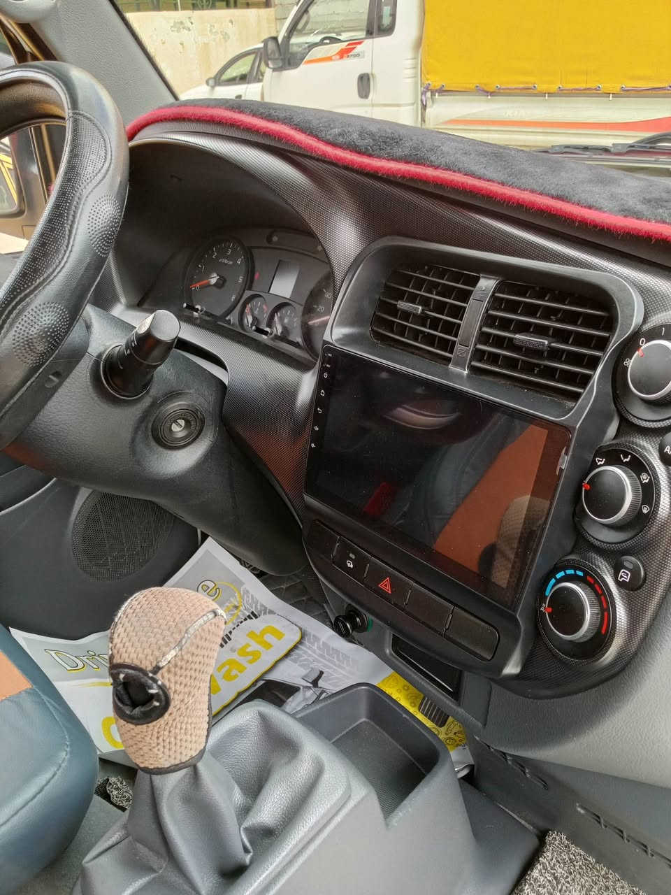 كيا بنكو موديل 24فول سستم دبل ايرباك حساس خلفي ماشية 28الف بحاله الوكاله ***********
