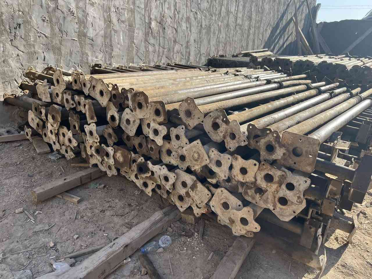 السلام عليكم جكات للبيع حاضن تركي الأصلي الوزن الثقيل سن خشن العدد207 العنوان حله سعر مناسب شراي اتصل ***********
