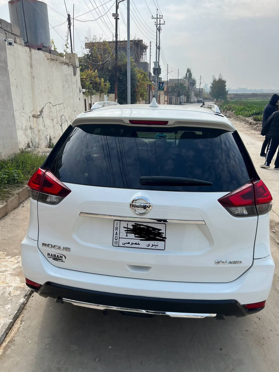 نيسان روج 

موديل 2018 
رقم نينوى 

محرك ٤ حجم 2500
 
ماشي ٦٦ 

الضرر بابين يبين بدون دواخل بل صور  

المواصفات  /تشغيل عن بوعد / بصمه /صندوق كهربلا / كشن سائق كهربلاء/ الاتنين كشن تدفيه / حساسات و رادار خلفي و امامي 

نظام ايكو .سبورت .مانع انزلاق 

تخم تاير جديد 

السعر 167 بي مجال 

اتصال 📞 على صاحب رقم. ***********
 
عنوان  (موصل الرشديه )
