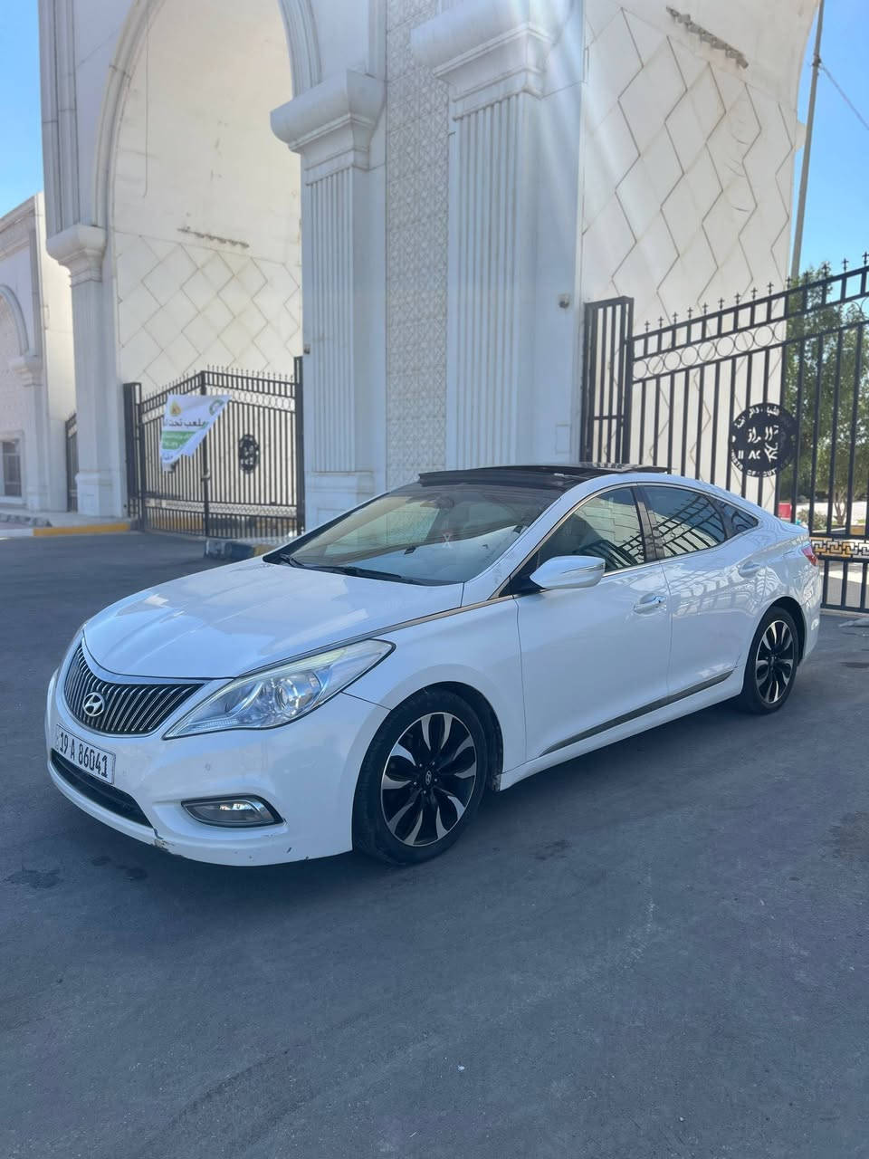 يالله السلام عليكم
للبيع. أزيرا. 2014 خليجي خـلـيـجـي فول مواصفات ViP
صبغ بنيد فقط باقي مكفول
مكينة 6 سلندر  دوش ( ما مفتوحة )
- مواصفات السيارة ViP فول 1/1
- بصمة تشغيل
- بصمة ابواب
- بصمة جنطة
- بنوراما طكتين
- كشنات جلد
- كشنات كهربائية
- كشنات تدليك
- حساسات خلفية
- تبريد خلفي
- كشنات تدفئة
- بردة خلفية كهربائية
- اوتو هولد
- اشاير بل مري
- مري شفط
- داخل صاج اسود
- سماعات انڤنتي
- مانع انزلاق
- مثبت سرعة
- تحكم استيرن
- انارة داخلية ليزرية
- انارة بل دشبول
- شاشة
 - كامرة خلفية
- انارة بل ابواب
- لد امامي
- لد خلفي
- ستيرن كهربائي ( متحرك ))
- كير ( ما مفتوح )
- دبل اكزوز خلفي
- اوكس + USB
- تخم تاير
سياره نضيفه وحلوه وجاهزة للاخير
السعر 117 بيها مجال قليل ***********
مكاني كربلاء 
‏‭
