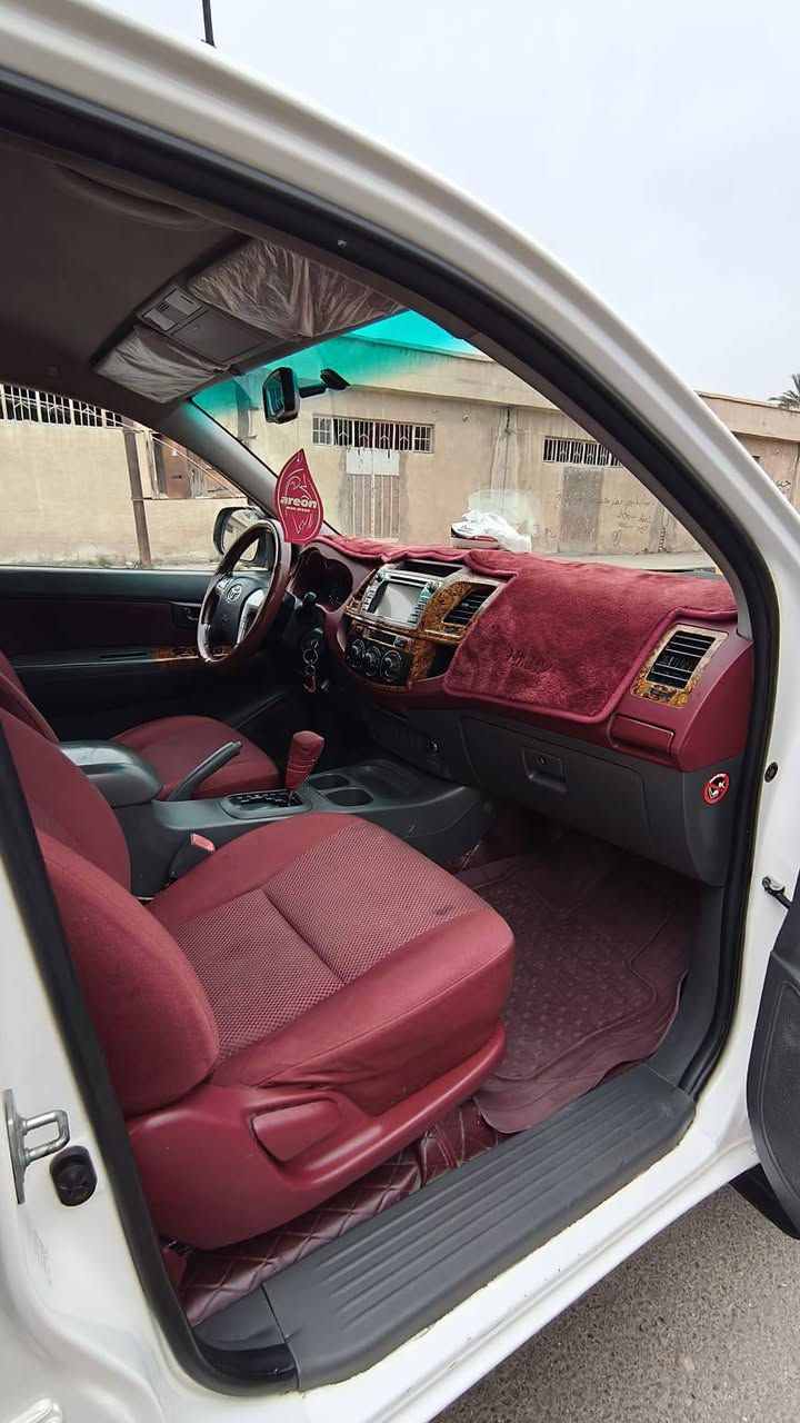 سلام عليكم للبيع بيكم تيوتا موديل 2015 رقم بغداد انكليزي سنويه بسمي سنويه مجدده تحويل مباشر كير اوتماتيك شاصي ١٩ كويتي السياره مكفولة عده بيه بنيد مبدل بلادي بدون دواخل شرط والسونار بل منشور بيه بارد مكانين كير مكينه ما مفتوحه شرط  صدر امامي وخلفي جديد تخم تاير جديد تبريد ثلج دوشمه جديده داخل ماروني ارضيه جلد تحكم استيرن اشاير بل مري ماشيه 227 الف حقيقي سياره جديده ومال جناي السعر 215 & و بيه مجال للشراي قليل رقم الهاتف
***********
***********‏‏‪ 📞
