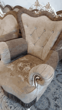 غراض مستعمله نظيفه جدا للبيع كلمن وسعره المراسله خاص او الاتصال ٠٧٧١٤٢...