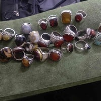 محابس • مع حجر • اكسسوارات