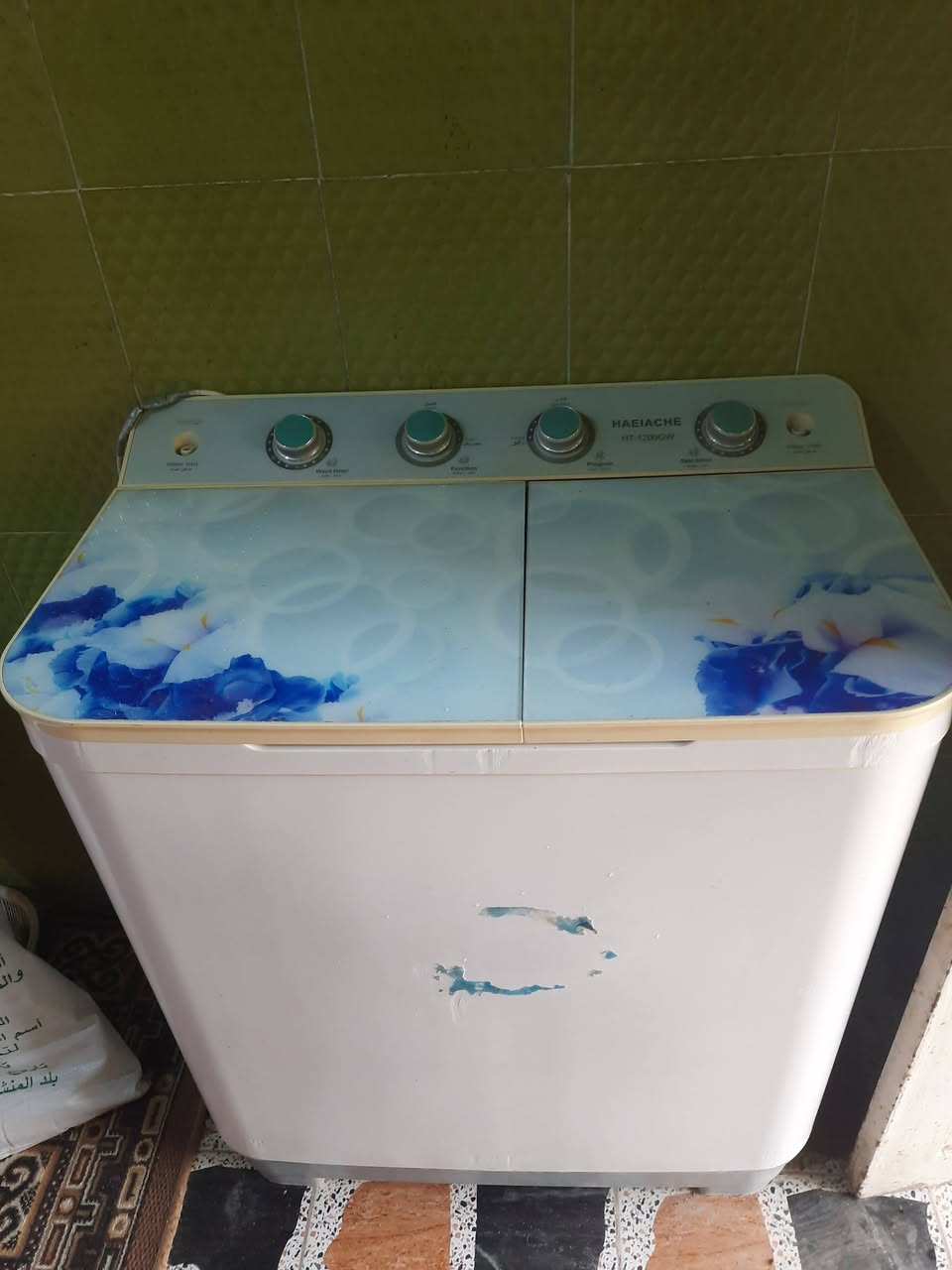 طباخ نضيف 300 سعره
وغساله سعره125 وعلى الضمان


**إذا كنت صاحب هذا الإعلان وتريد حذفه لأي سبب، رجاءا أرسل رسالة إلى الدعم الفني**