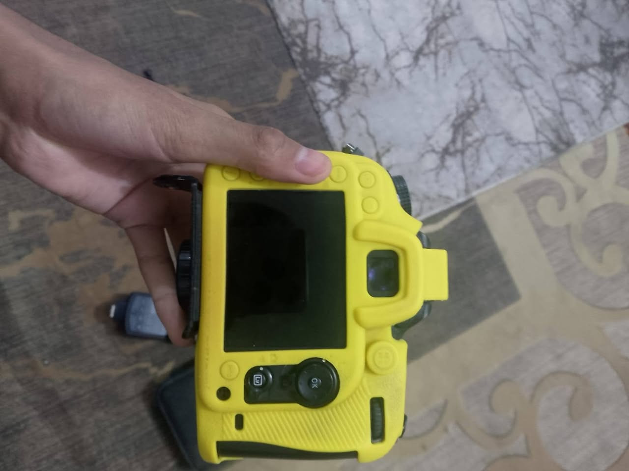 سلام عليكم كامره نيكون 7100
مع عدسه 50m مع زوم رياضي 
و افلاش خارجي نك مايك عدد اثنين 
السعر خاص


**إذا كنت صاحب هذا الإعلان وتريد حذفه لأي سبب، رجاءا أرسل رسالة إلى الدعم الفني**