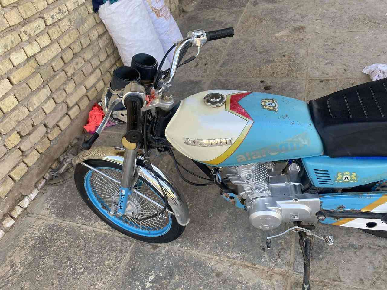 نامه موديل 20 محرك  كفاله ما مفتوح الدراجه نضيفه كلش احلا من الصوره  السعر 550 وبيه محال الدراجه ربع ما تذب عليه


**إذا كنت صاحب هذا الإعلان وتريد حذفه لأي سبب، رجاءا أرسل رسالة إلى الدعم الفني**