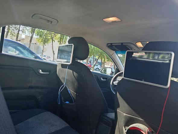 السلام عليكم كيا ريو هاشباك موديل 2022 كير ومكينه مكفولات حادثها موضح بالصور وسونار مرفق مبدل بنيد بيها وبيها رصعه مال تحميل بالقماره وبيها تصليح بالشاصي بسيط مواصفاتها كامره خلفيه وتحكم استيرن وكشنات تدفئه وبيها سبورت ومثبت سرعه وكيرها ٨ نمر حجم المكينه ١٦٠٠ دوش دبل نوزل رقمها اربيل وباسمي تحويل مباشر سياره ماشيه ٤٦ الف كم فقط
سعرها ب١١٠ وبيها مجال بسيط
رقم تلفون *********** ومكاني بغداد
