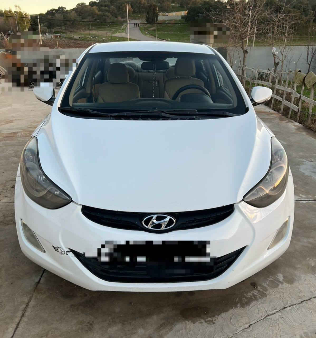 النترا ابيض
موديل ٢٠١٢
كير اوتماتيك
كير ومحرك وتبريد شرط
كير مفتوح بس شرط مابي اي عيب
محرك ١٦
سنوية ورقم جديد بسمي
كود بنزين
سونار فحص موجود بالصور
السعر 100 وبي مجال قليل
العنوان كركوك
للإستفسار الاتصال *********** كركوك, العراق
