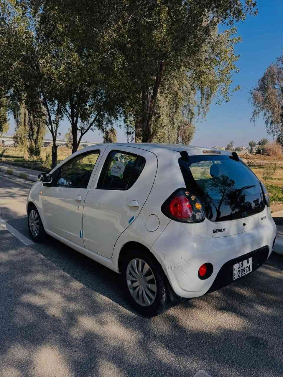 سياره للبيع جيلي باندا موديل 2013 مكاني كربلاء السعر 52 وبيه مجال والتواصل ع هذا  ***********

