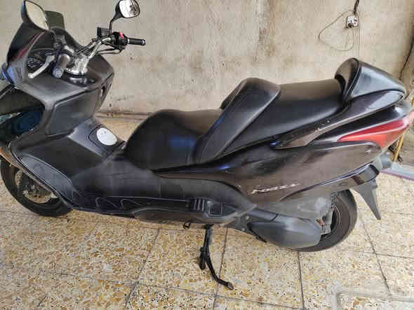 سلام عليكم فورزا ٨٠ بصمه  ألون اسود سبع كير شغال تحويلات شغالات تايرات جدد دراجه خير من وكلهه شغاله أوراق موجوده مكاني بغداد بياع تقاطع درويش السعر مليون وبيه مجال رقمي تليفون ***********
