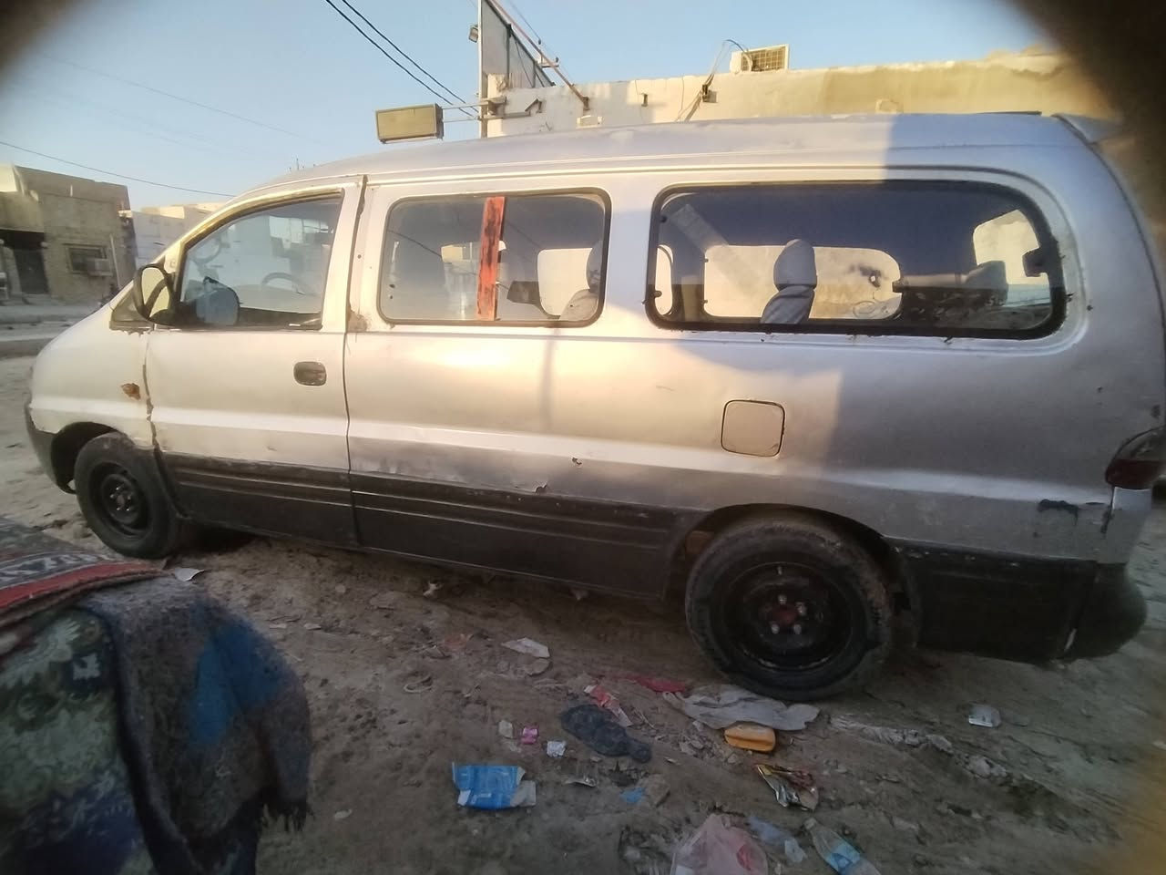 السلام عليكم ستاركس مفتوح مديل 2001سياره خير من الله مكينه قليل بيه بخار عليه مرور( ٣٢٠) ا لف وعليه هيئه)(٢٤٠)تحوي مكان الديوانية سعر 28وبيه مجال الرقم ألماني.... رقمي ***********
