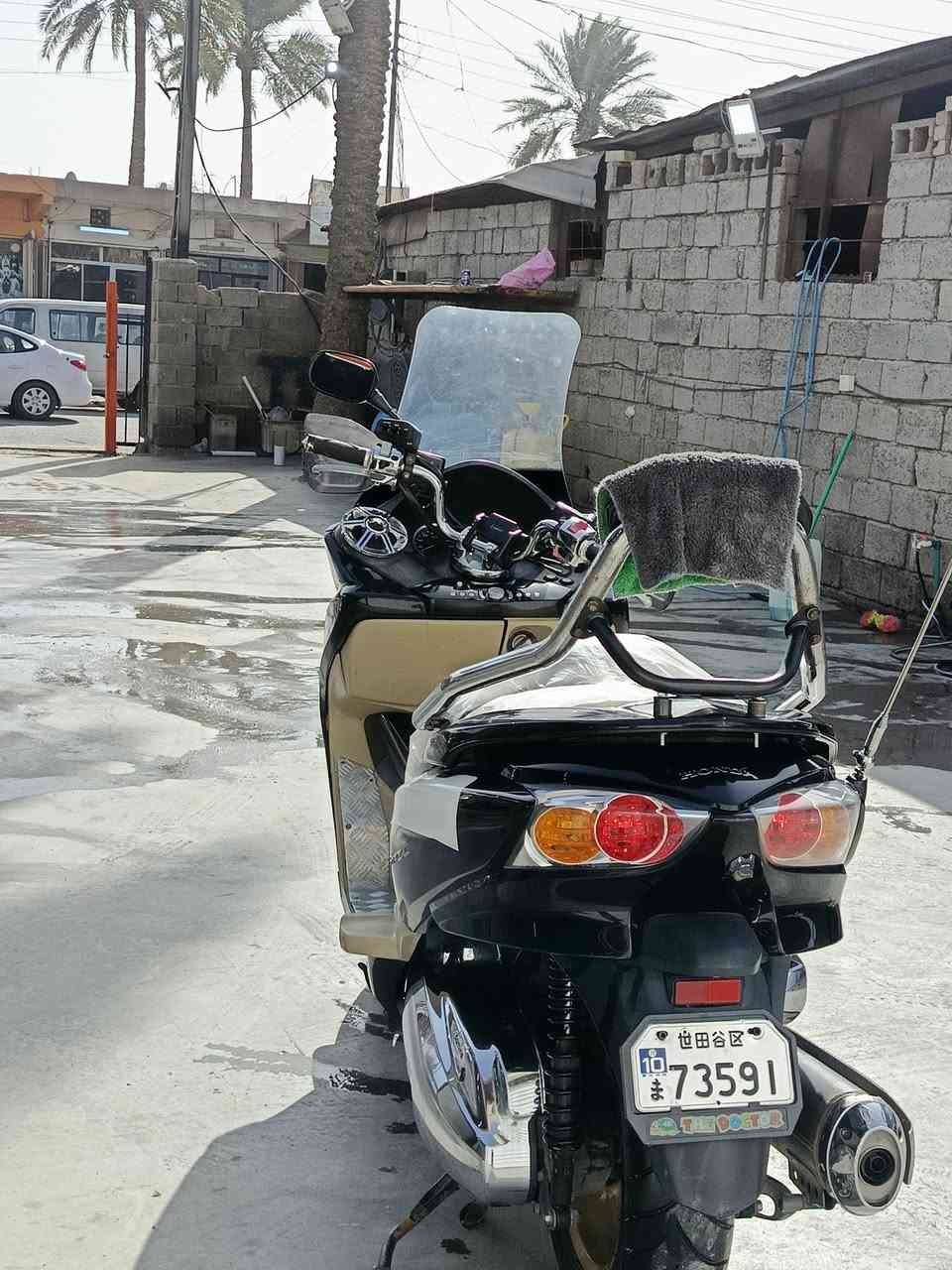 سلام عليكم فول مواصفات مبيه حيل يومية كاتب مواصفاته 
الجناي يعرفهن مكفولة كلجات ومكينة 
سعرها ١٧ بيه مجال للشراي مكاني بغداد سلمان باك 
استفسار واتساب 
***********
