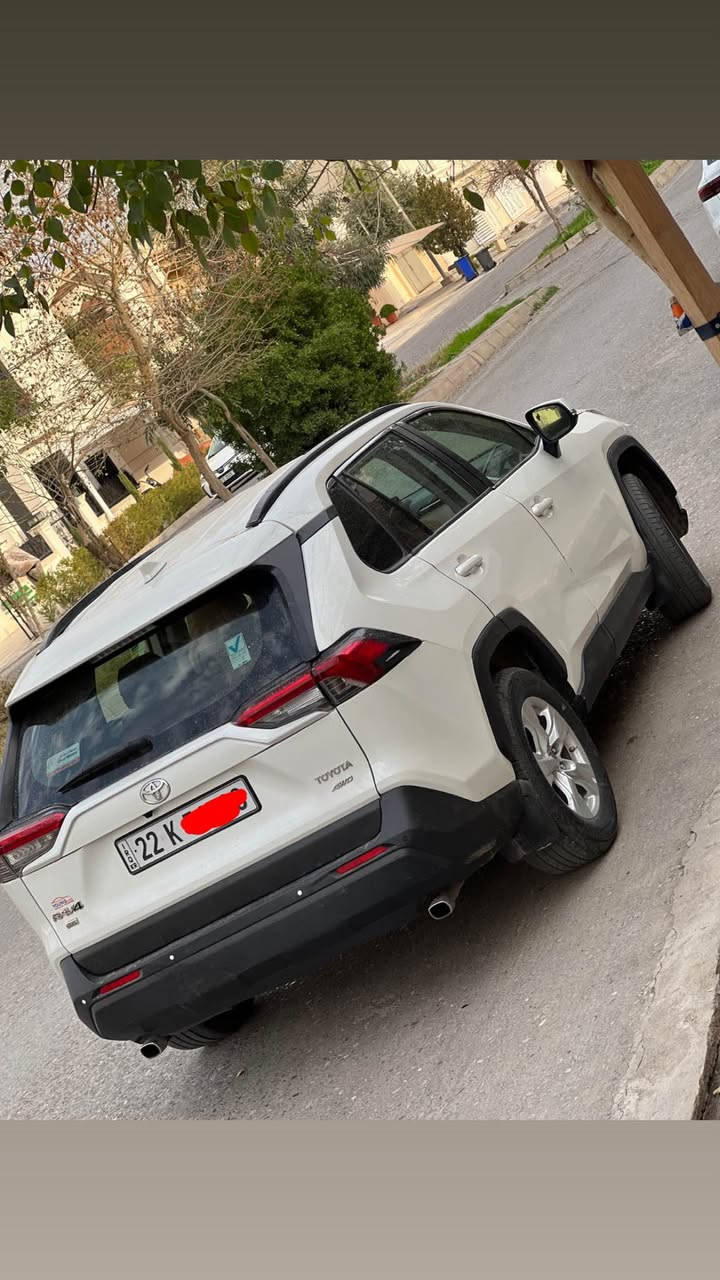 رافۆر ٢٠٢٠ 
مواسەفات خەلیجی سفری شەریکەی جیاهانە 
گیر  مەکینە بەشەرت 
سیارەکە ٥٣ کم حەقیقی رۆشتوە زۆر کەم رۆشتوە 
٦ پارجەو نیوی سبوخە پیشی کەپەسە هەتا دەحامی بی بۆیاخە بیلادیە ناو دەرگاکانی سبوخە سەفحەی سەکمی سبوخە  
سحری سیارە ١٦٩ خلاس دەبی سحرەک خوار هەمووو بازاری 
*********** أربيل, العراق
