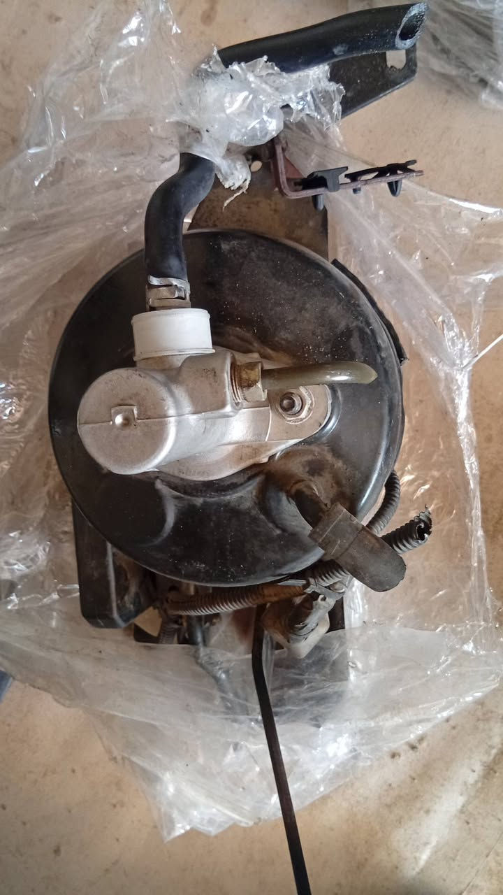 كماليات كنتر بزون ادوات احتياطيه كنتر العنوان ذي قار الرفاعي الشارع العام الاتصال  ***********/***********
