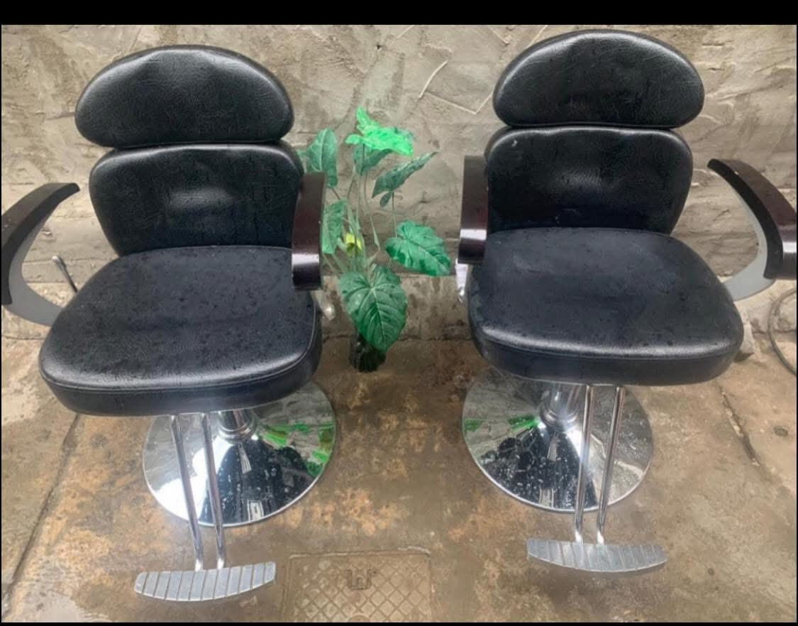 كراسي عدد ٣ للبيع
شغالات مابيهن اي خلل
مكاني بغداد 
للسعر والاستفسار خاص


**إذا كنت صاحب هذا الإعلان وتريد حذفه لأي سبب، رجاءا أرسل رسالة إلى الدعم الفني**