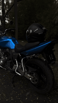 السلام عليكم
اللهم صلي على محمد وآل محمد 
اعادة نشر بسبب الوعود الكاذبه
CB400 موديل 2016 هايبر
للبيع 
مكفوله كفاله عامه اوراق فقط لا كمرك ولا رقم
المكان بغداد 
للاستفسار *********** متواجد على الواتس اب
