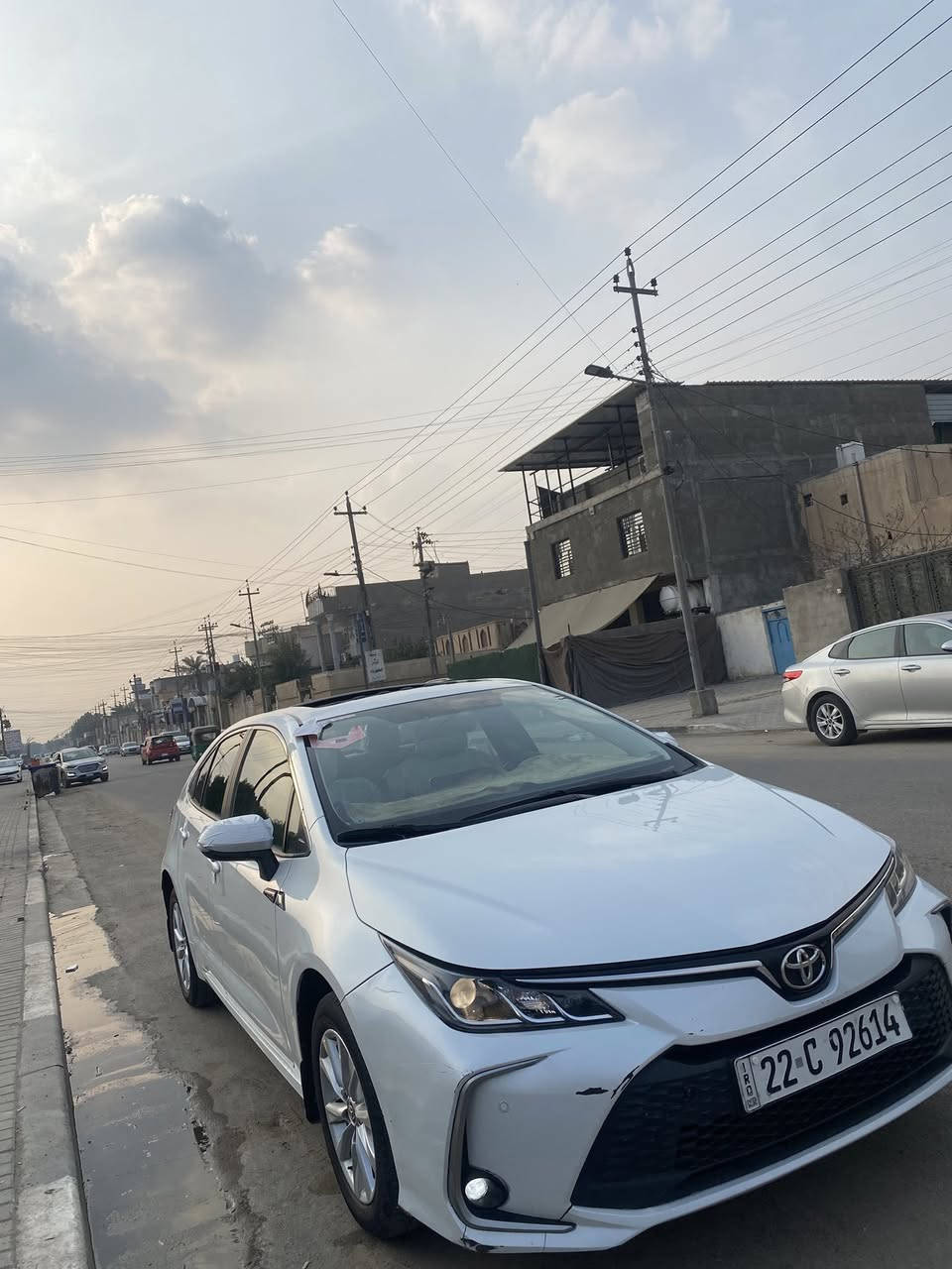 سلام عليكم كورلا 2024 ساز كفاله عامه ماشيه 41الف مكان البصره الموفقيه السعر195وبيها مجال /***********
