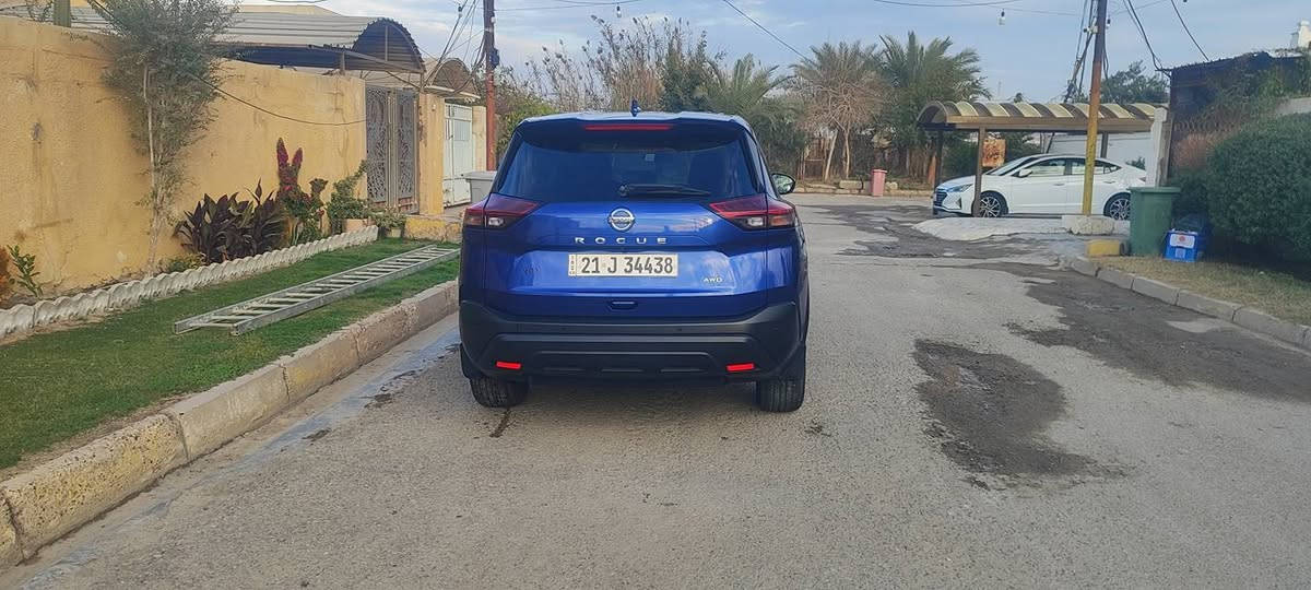 نيسان روج 2021
أربعة سلندر 
رادار امامي خلفي 
كاميرا حساسات 
تحكمات ستيرن 
شفتات 
بصمه تشغيل و ابواب 
حادث صبغ بنيد فقط 
سياره جديدة وجاهزة 
السعر.       195 وبيها مجال
***********
