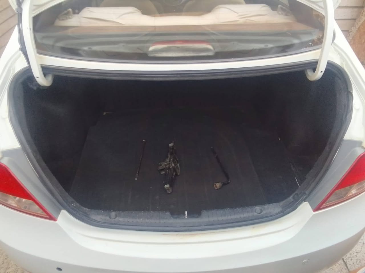 اكسنت 2016 كفاله من ضربه والصبغ
مكاني الزعفرانيه 
رقمي ***********
