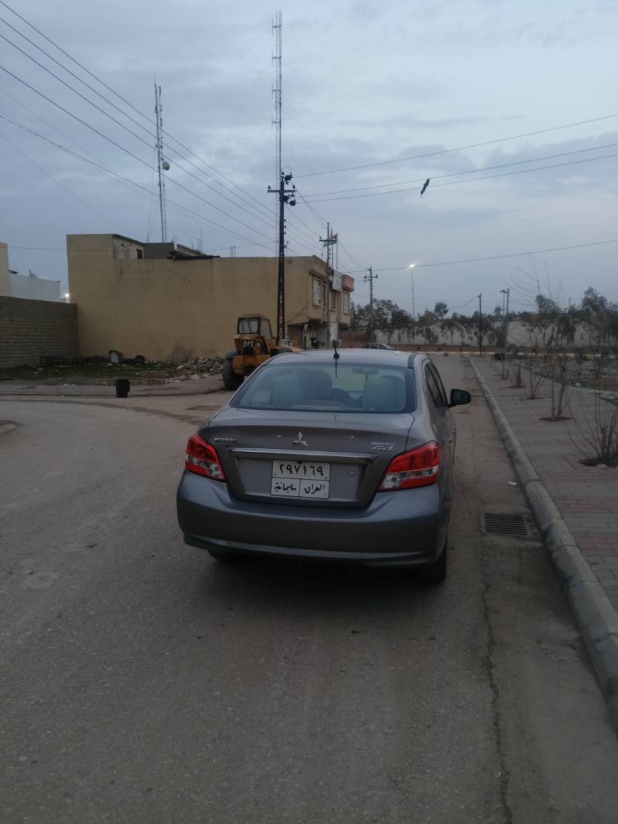 مستەربۆشی میراج 2017 G4 مواسەفات چوارجام کارەبا ودزەخلیسک وئاوینەکارەبا دوپارچە بویاخ چاملخ سەکن +درگای سەکن بەبێ ناوگردن بەبێ ئیرباگ پیشودوای کەپسەوپارچە گۆڕاوی نیە بەشەرتی فەحس سەنەوی بەسەرچوە بەناوی خۆمانەسعری 77معملە
***********
*********** شمشمل, السليمانية
