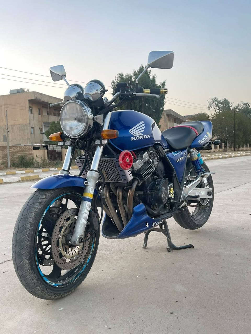 بطحه 400cb cc دراجه كدام عينك نضيفه نكره سلف لا دهن لا بخار ماتصرف محرك كبس مامفتوح كهربائيات كلهه شغاله ما ناقصهه شي تاخذهه وتدعيلي السعر 13 ورقه قفل بلعراقي مليونين قفل  المكان كركوك راس دوميز كركوك, العراق


**إذا كنت صاحب هذا الإعلان وتريد حذفه لأي سبب، رجاءا أرسل رسالة إلى الدعم الفني**