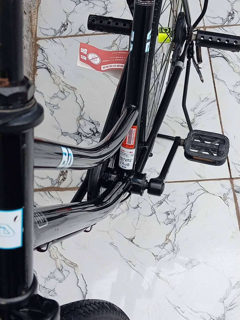 سـَلآم عليـَكم ٭✋🏽 بإيسكل للبيع نضافه فول مديل 20 قبل شهر نازل حاويه 125 وبي مجال 💕😇


**إذا كنت صاحب هذا الإعلان وتريد حذفه لأي سبب، رجاءا أرسل رسالة إلى الدعم الفني**