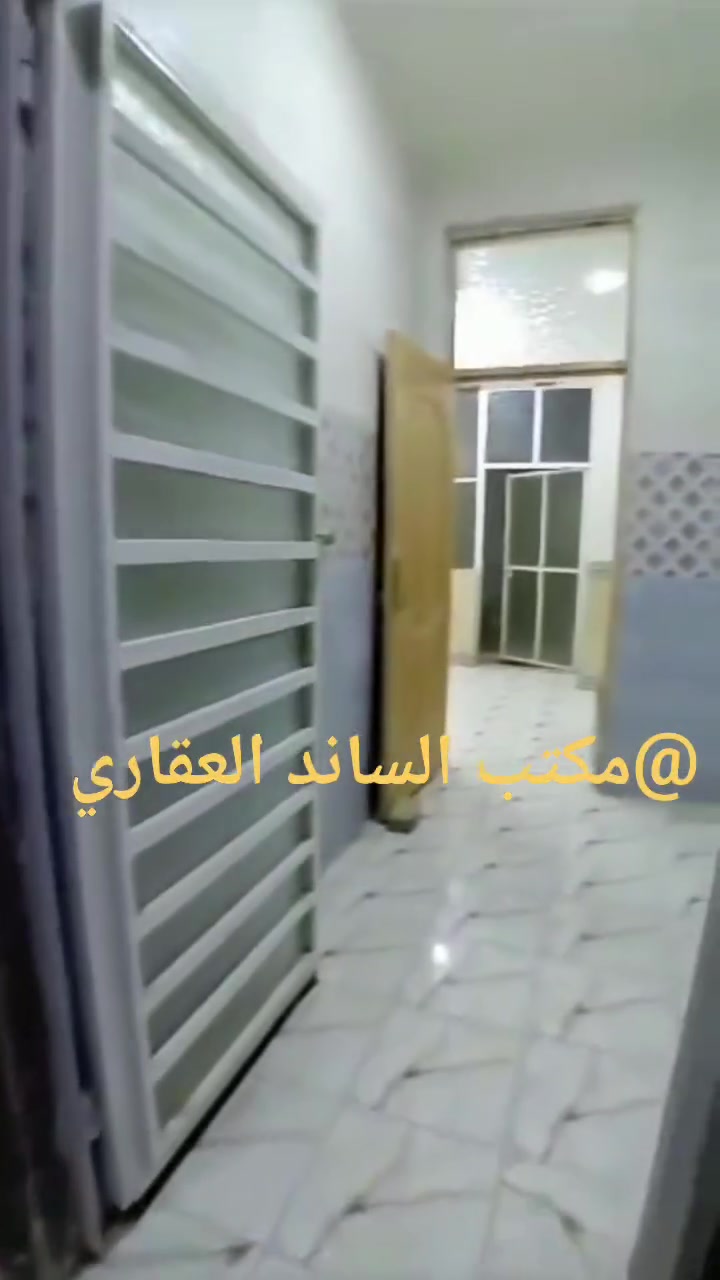 عرض جدا مناسب 
دار 100 متر مربع (10×10)
كامل وجاهز  للسكن وكما موضح في الفيديو 
وموقع جدا مناسب لسكان

 اتصل بنا الآن 
 *********** ‏
‪***********‬‏ 
 مكتب الساند العقاري
