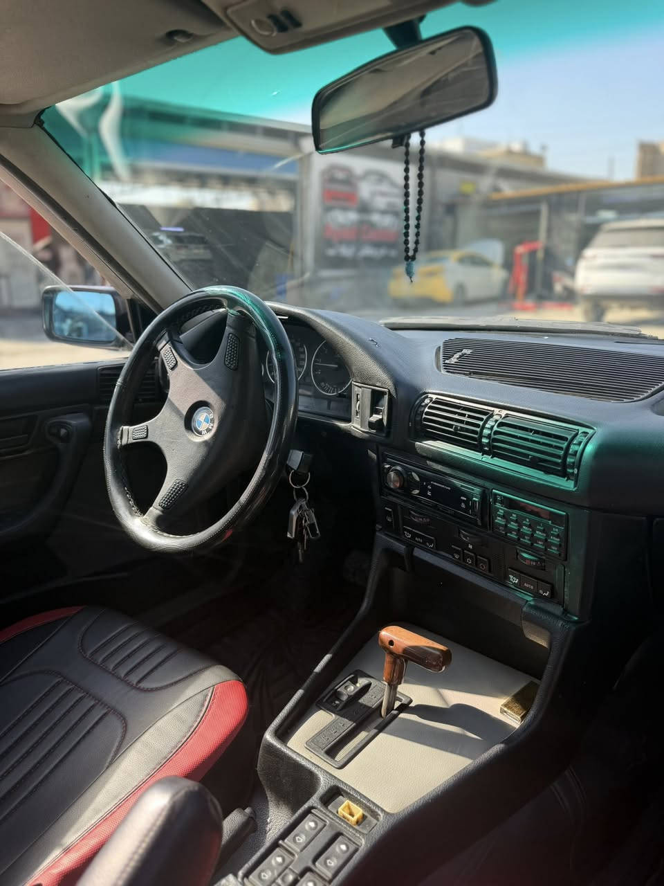 BMW
السلام عليكم بي أم 535 موديل 90
كير و مكينه و صدر وتبريد تخم تاير السيارة جاهزة بجم عريض رقم بغداد مشروع وطني السعر 52 وبيها مجال المكان بغداد الاتصال
***********
