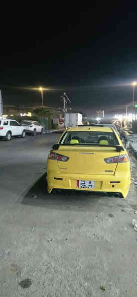 بيع مستعجل
سلام عليكم. لانسر ١٥. خليجي. ضربتها موضحه بل فديو.  
محرك ١٨٠٠ مكانها بغداد رقم بغداد سعر قفل قفل ٧٧
***********
