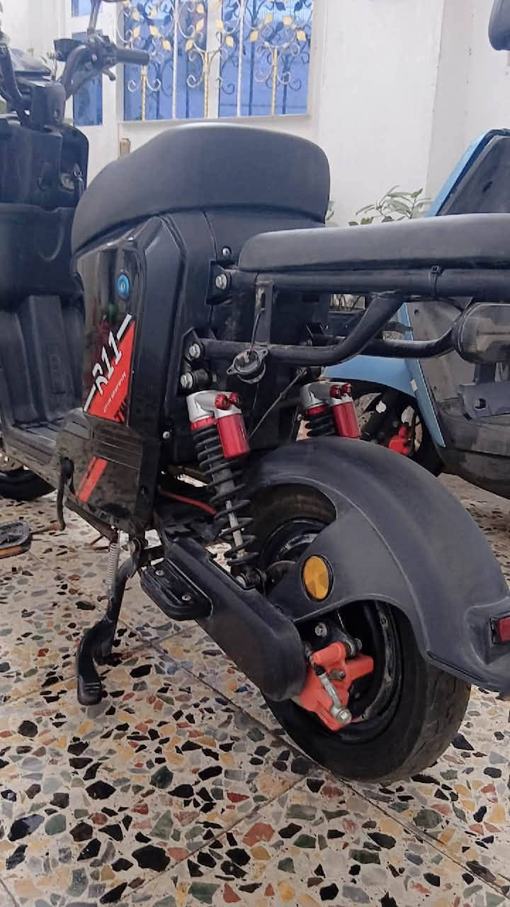 دراجة شحن للبيع R11 نقص بطاريات فقط


**إذا كنت صاحب هذا الإعلان وتريد حذفه لأي سبب، رجاءا أرسل رسالة إلى الدعم الفني**