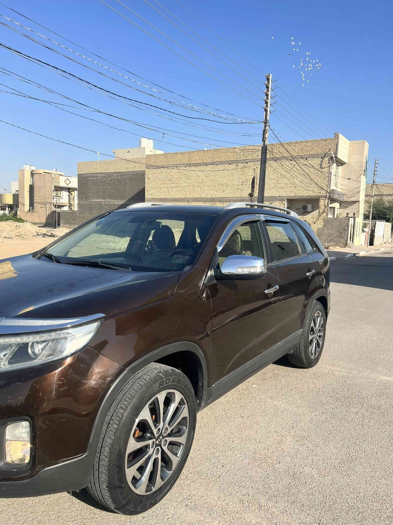 كيا سورنتو 2014خليجي. مكفوله كفاله عامه 
موجود مقطع فديو موضح تفاصيله كله 
السعر 180$ورقه 
محرك 6سلندر 3500  دوش مامفتوح. 
7راكب 
3قطع تبريد 
ماشيه 181 km
رقم بغداد. بأسمي  تحويل ثاني يوم 
مكاني كربلاء حي الأطباء 
للاستفسار ***********
