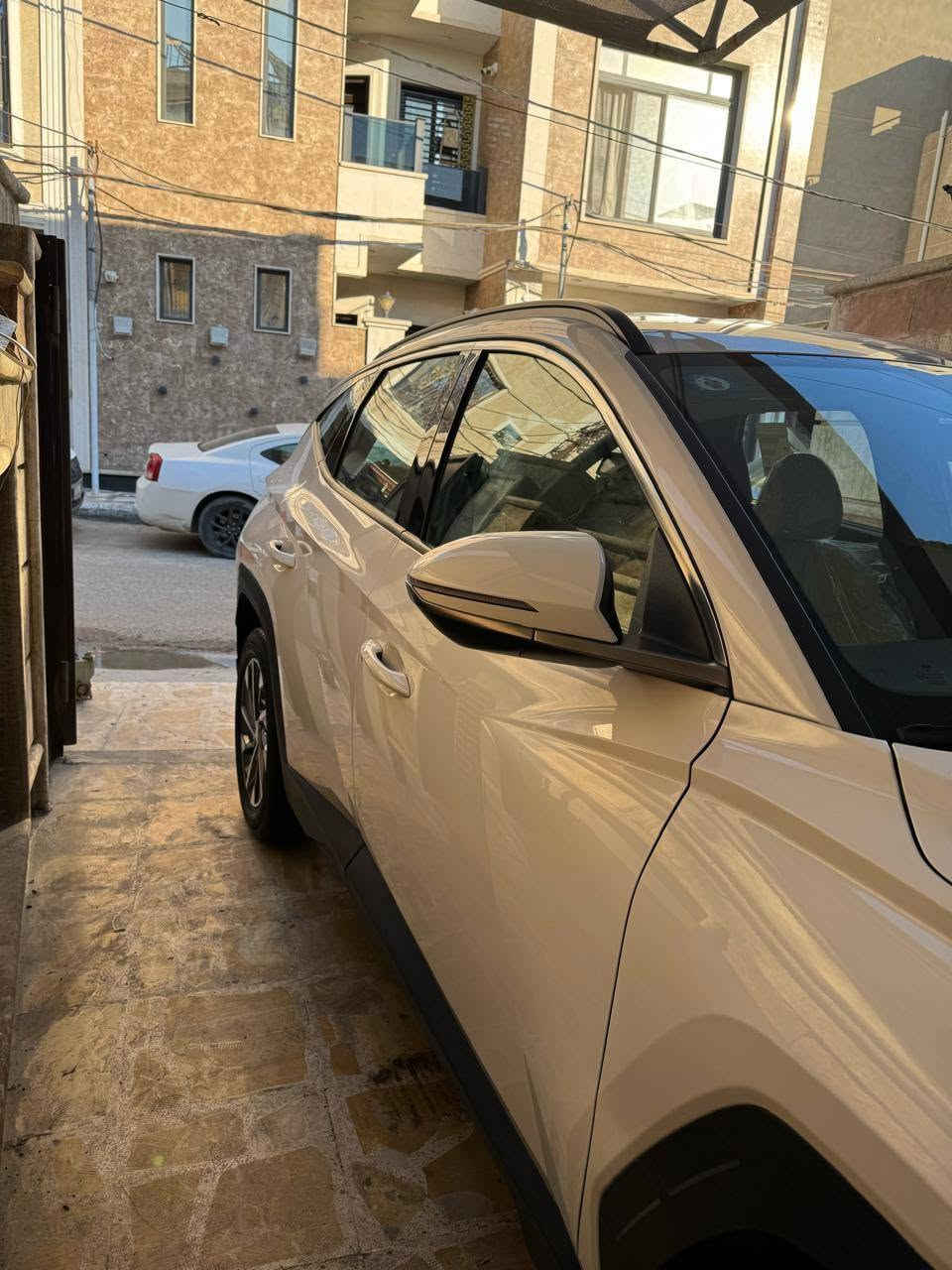توسان ٢٠٢٤ خليجي .
للبيع فقط
الرقم حولته انكليزي الجديد
  مواصفاتها فوول عدا الفتحة 
محرك ٢٠٠٠ دوش المرغوب
بصمة  وتشغيل عن بعد 
كراسي كهرباء 
صندوق 
ويل ١٨
بردات خلفية  
تبريد قطعتين
مانع انزلاق ومانع انحدار 
هاند بريك بصمة 
اوتو هولد 
حساس أمامي وخلفي  
فول تحكمات استيرن 
السيارة زيرو ماشيه ١٤ الف  رقم السياره بغداد 
ملاحظه: بيها بارد ومصلح بالجاملغ الورة موجود بالصور قبل 
وبعد 
ورصعة صغيرة مسحوبة بارد
كل تفاصيل وصور السيارة موجودة بالصور
السعر
203$ 
اتصال + وتساب 
***********
