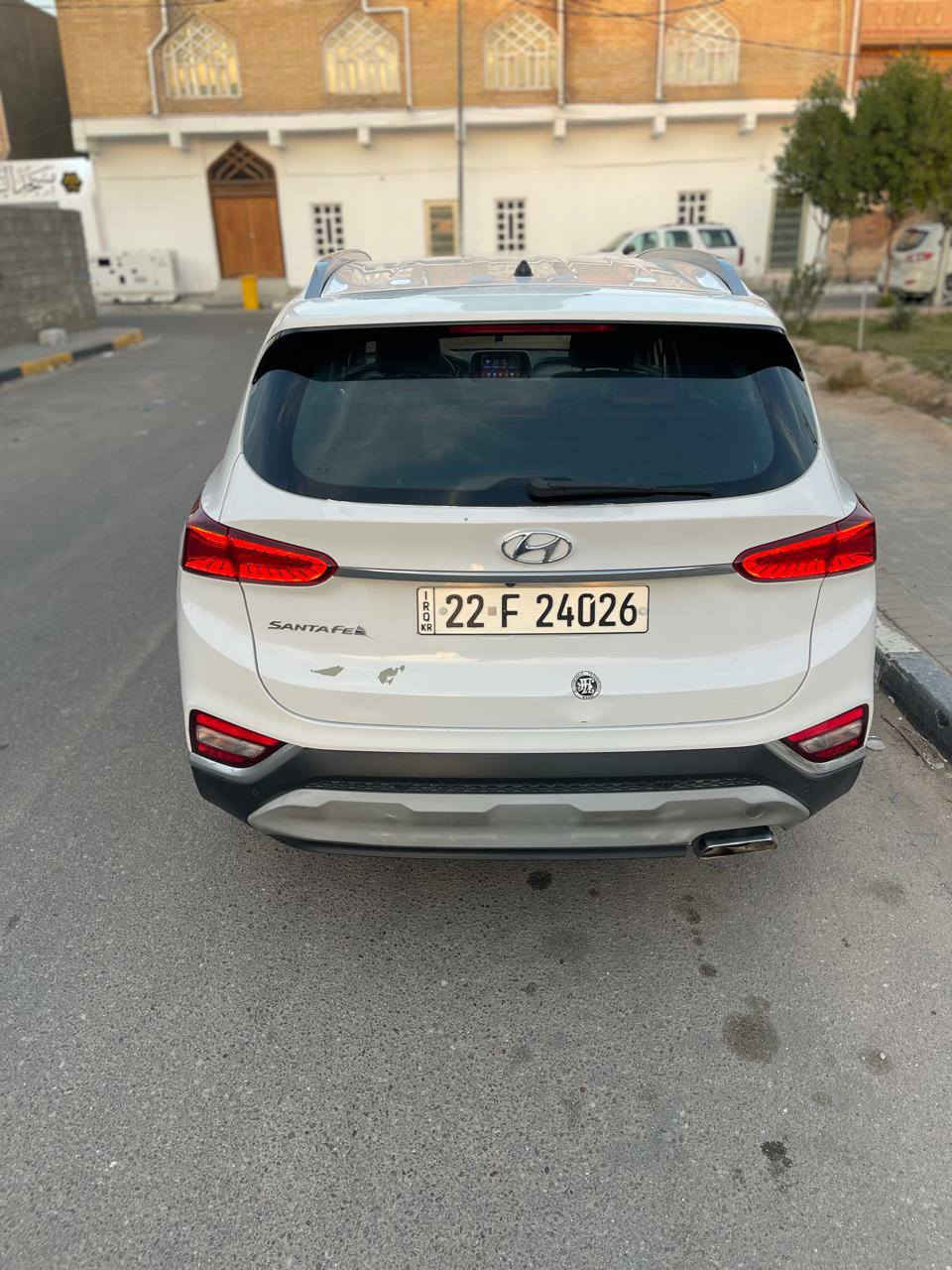 السلام عليكم سنتافي خليجي 2019 السياره جديده كلش مكفوله من الصبغ بيه مكان بارد السنويه جديده إلى  2030 فول مواصفات عد الفتحه كشتات ثنين كهرباء تحكم ستيرن باب شفط مكينه أربعه السياره جديده كلش العنوآن البصره رقم الهاتف *********** السعر 195
