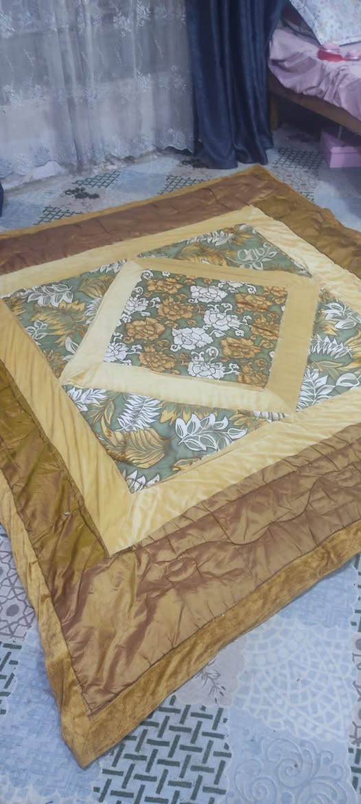 أغراض للبيع باسعار مناسبة 
الدواشك الواحد 10
الديباجات الواحد 8 اثنينهم 15
اللحاف الوردي 10
البطانيه 5


**إذا كنت صاحب هذا الإعلان وتريد حذفه لأي سبب، رجاءا أرسل رسالة إلى الدعم الفني**