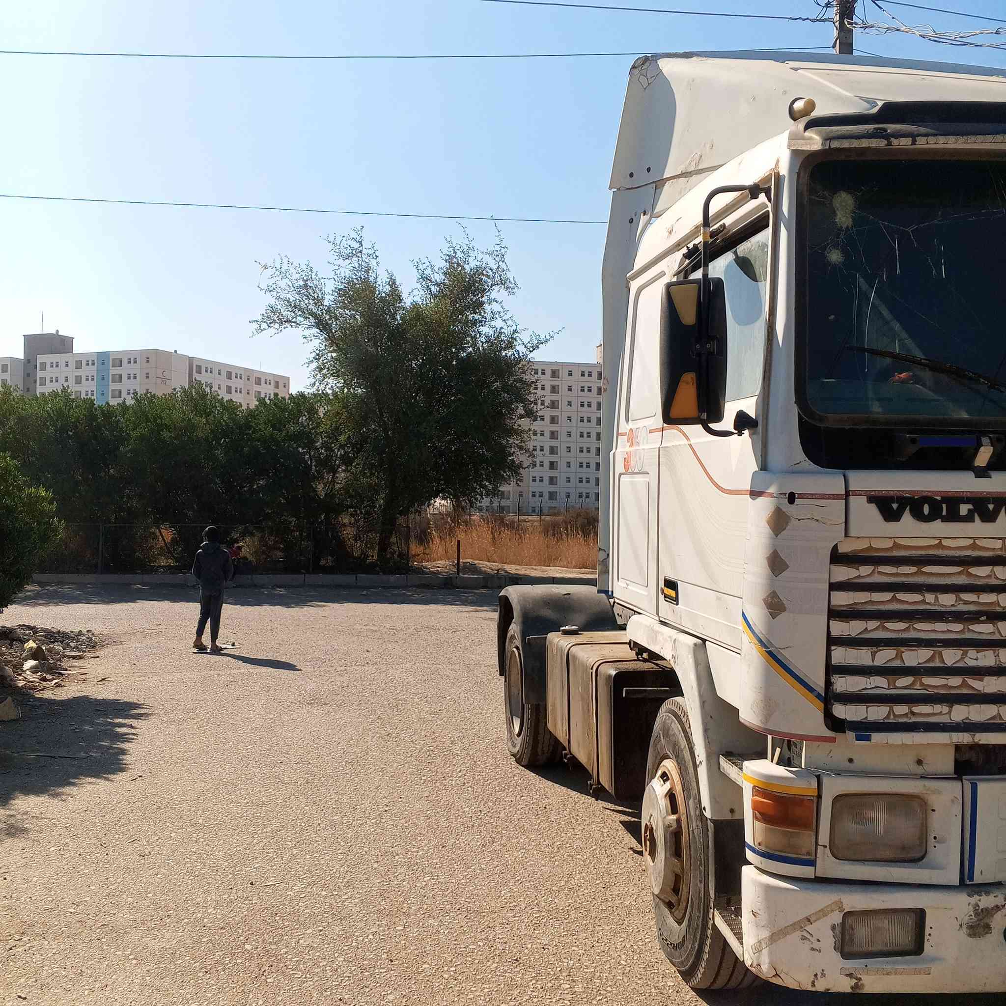 للبيع فولفو تك ٩١ مكينة جي 10 جديده كير ٧٠٠ سيارة حلوة يرادلهة ترتيب الاتصال على  ***********
