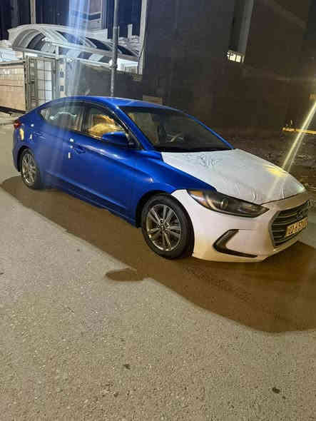 سلام عليكم النترة موديل 2018رقم اربيل الدولي بسمي تحويل مباشر مكينة كير صدر إمامي  خلفي تبريد ثلج كلة مكفول شاشة كامرة تحكم ستيرن جهتين كشنات جلد سيارة سونر مرفوق وية الصور سونر المندلاوي معروضة 108رقم الهاتف ***********
