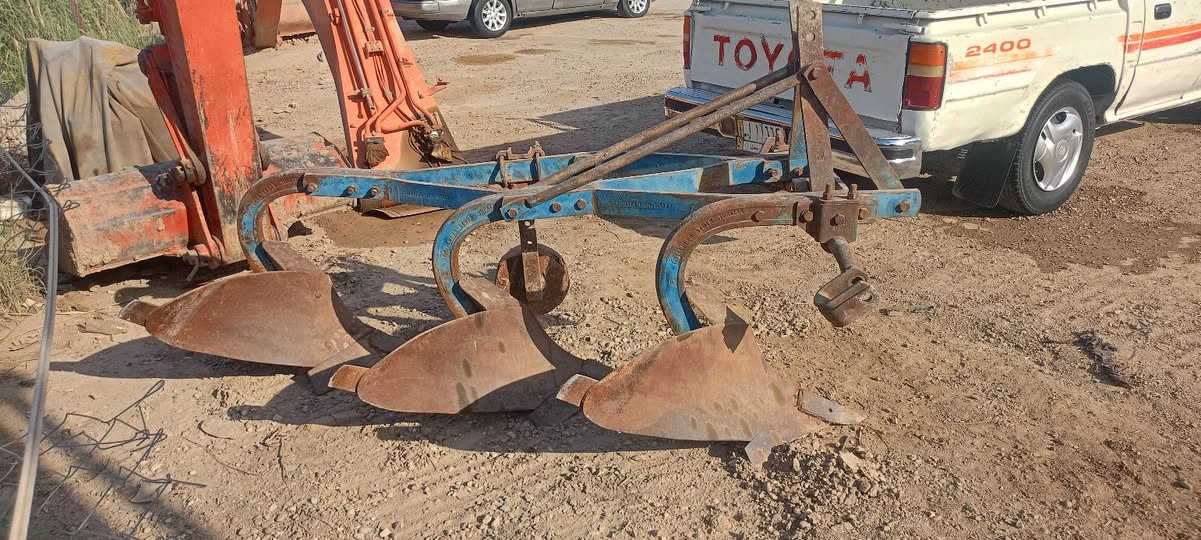 للبيع فدان تركي حجم 14 ثلاثي أبو لهيلك مكاني ناصريه قظاء لرفاعي لشراي يتصل ***********
