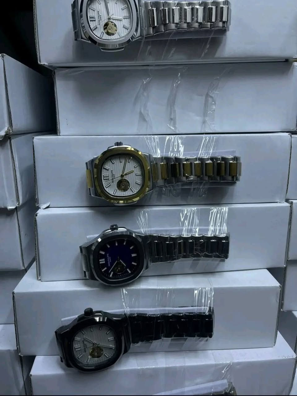 وصلتنا الآن عدة أنواع مميزة من الساعات بسعر مناسب جدًا بالجملة.

سعر القطعة الواحدة فقط ($18).

من يحتاجها فليُرسل لنا رسالة.

التوصيل متوفر إلى جميع أنحاء العراق

We have just received several distinctive types of watches at a very affordable wholesale price.

The price per piece is only $18.

Anyone who needs them can send us a message.

Delivery is available to all parts of Iraq. ⌚📦


**إذا كنت صاحب هذا الإعلان وتريد حذفه لأي سبب، رجاءا أرسل رسالة إلى الدعم الفني**