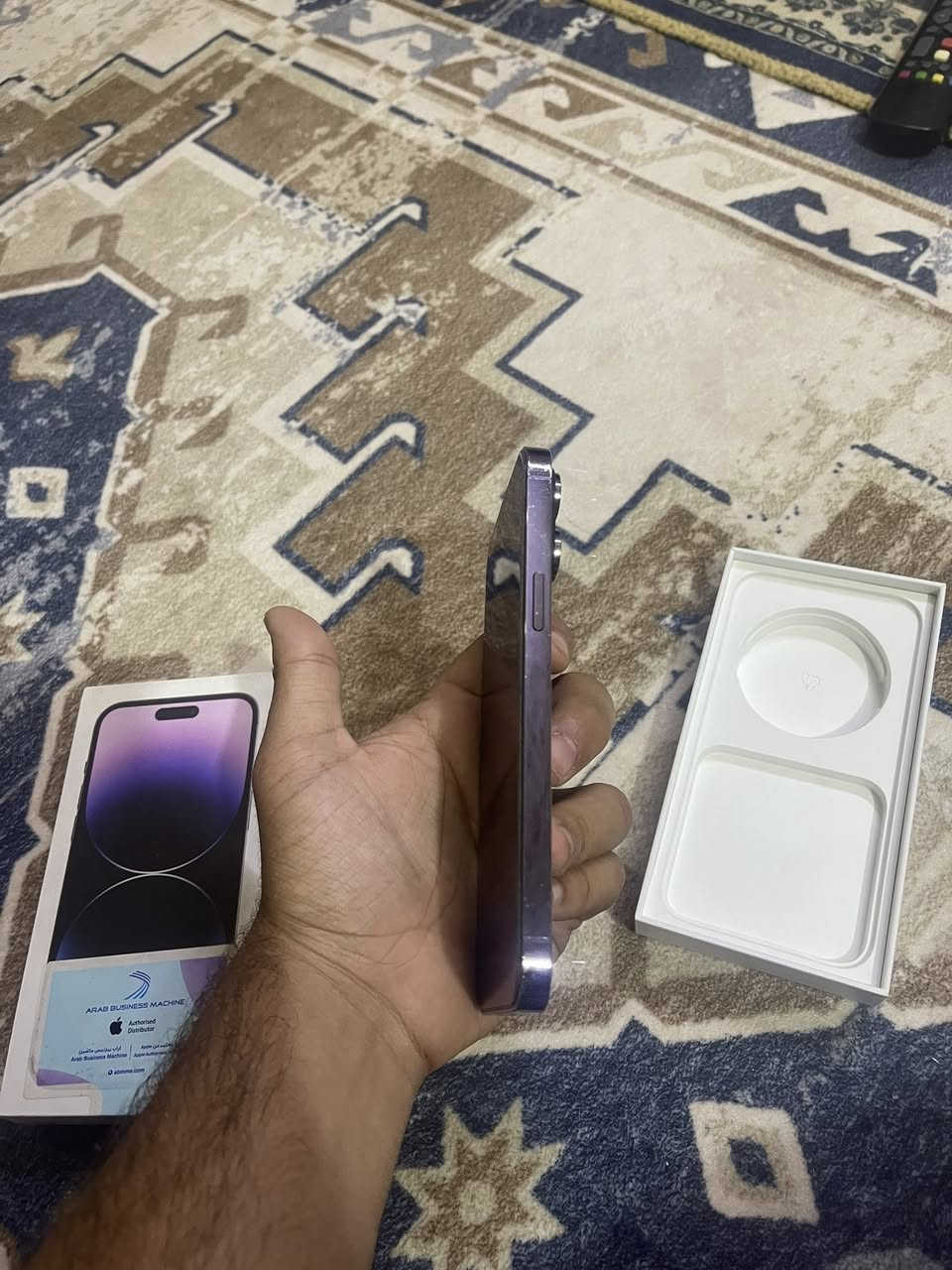 السلام عليكم

14برو ماكس 

ذ256

ب85

كفاله عامه شرق اوسط باكيته ويا  مكان بغداد

السعر900وبي مجال بسيط 

***********
