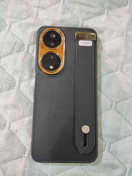 السلام عليكم ورحمة الله وبركاته هونر X7b جهاز لونه تركوازي كسر بالزكة و شلعتهة ذاكره 256 رام 12 مو 8 جهاز كامل ملحقات كارتونة وكفر  سعره 110 الف مكاني بغداد حي العامل رقمي *********** جهاز مستعجل عل بيعه
